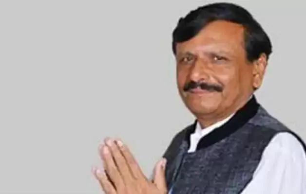 राज्यसभा चुनाव से पहले गुजरात में एक और कांग्रेस विधायक ने दिया इस्तीफा