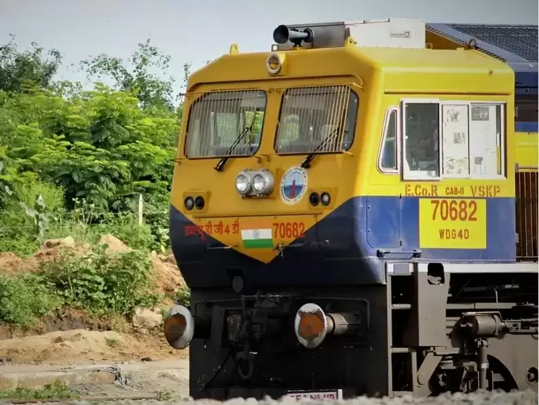 बेटिकट यात्रियों से रेलवे ने खूब की कमाई, 2019-20 में वसूले इतने करोड़!