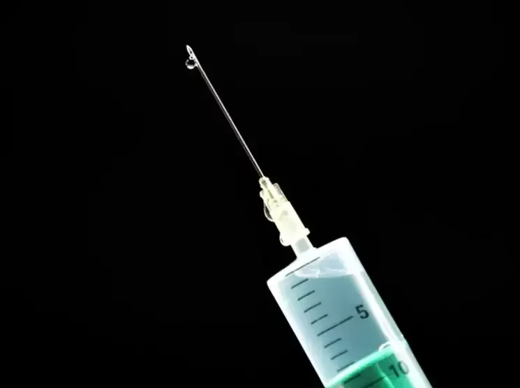 कोरोना टीके की 13 करोड़ खुराकें तेजी से देने वाला देश बना भारत