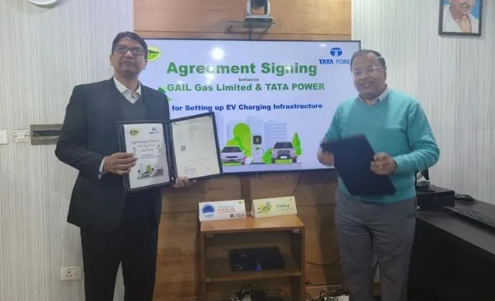 टाटा पावर बेंगलूरु में गेल गैस के सीएनजी स्टेशनों पर स्थापित करेगी ईवी चार्जिंग पॉइंट 