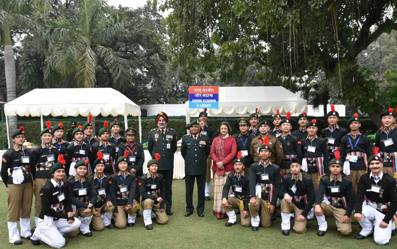 कैडेट जो भी काम करें, उसमें दिल और दिमाग लगाएं, युवाओं के लिए आदर्श बनें: थल सेना प्रमुख