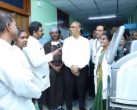 रेलवे स्वास्थ्य सेवा महानिदेशक ने पेरंबूर के अस्पताल का निरीक्षण किया